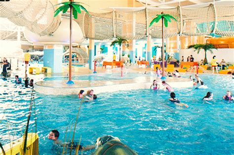 Woman Unexpectedly Goes Into Labour In Butlin's Skegness Swimming Pool - Pretty52