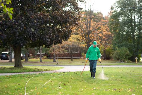 The Benefits of Liquid Aeration | Hometurf