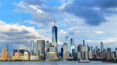 Jersey City Downtown Waterfront Walk - Great NYC Manhattan View over ...