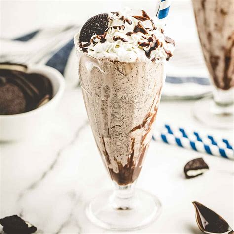 Oreo Milkshake - Julie's Eats & Treats