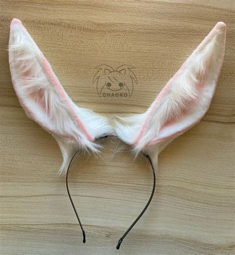 White Bunny Ears – chaoko