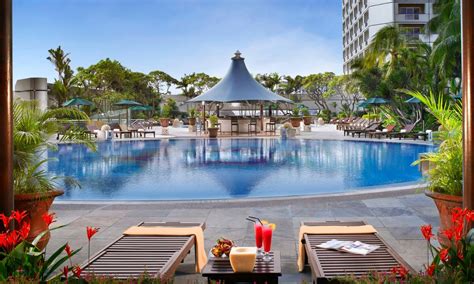 Fairmont's $145 'daycation' package, including $75 F&B credit - Mainly Miles