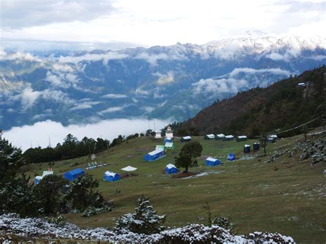 Druk Path Trekking - Prayer Flags Tours