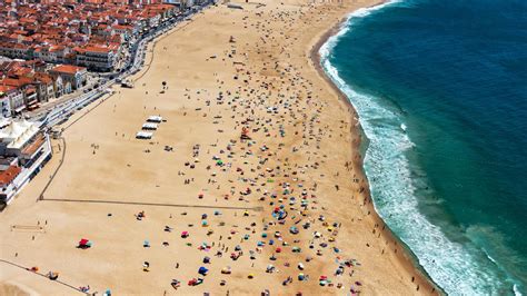 Hotels in Nazaré from $53 - Find Cheap Hotels with momondo