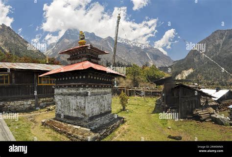 Kanchenjunga building hi-res stock photography and images - Alamy