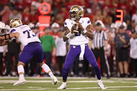 No. 7 Washington vs. No. 8 Oregon Matches Up Heisman Contenders - Newsweek