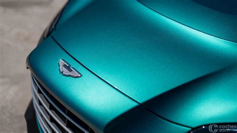 Fotos de Aston Martin V12 Vantage Roadster 2022