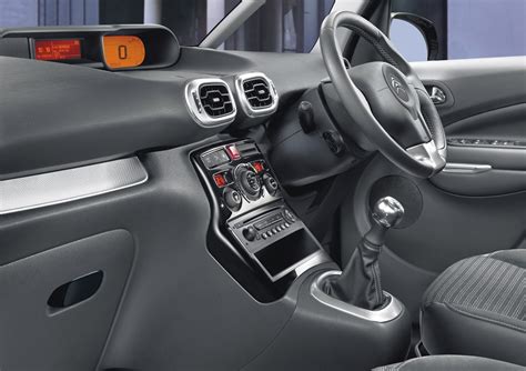 Citroen C3 Picasso Interior & Infotainment | carwow