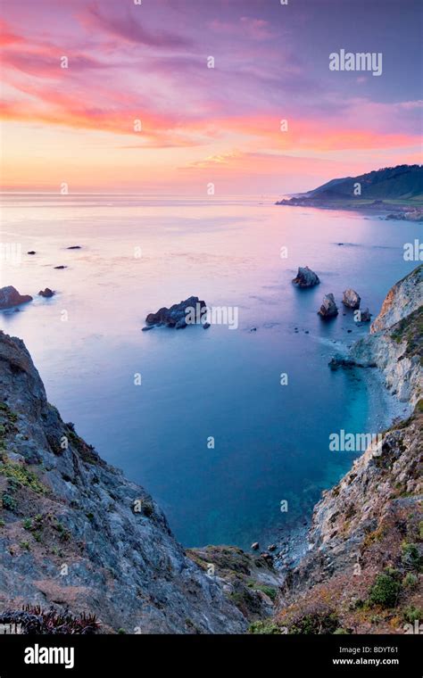 Sunset with offshore rocks. Big Sur coast. California Stock Photo - Alamy