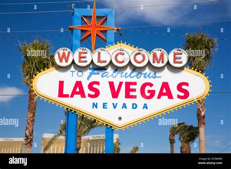 The welcome to Las Vegas sign Stock Photo - Alamy