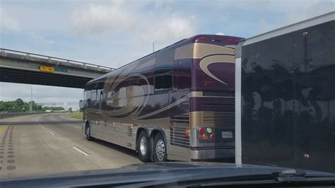 Passing a Prevost Tour Bus on the Highway | LeMirage XL-II (X3-45) - YouTube