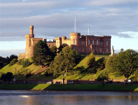 File:Inverness Castle and River Ness Inverness Scotland - conner395.jpg