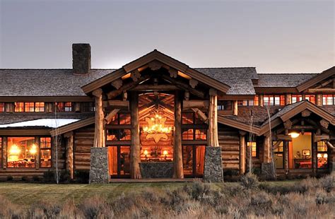 Big Horn Lodge | Summit Log & Timber Homes