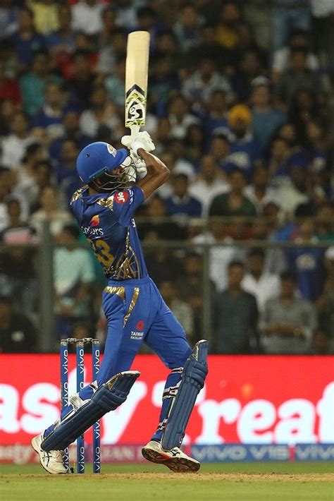 IPL 2019: Watch – Hardik Pandya Pulls Off a MS Dhoni Helicopter Shot | Mumbai indians, Hardik ...