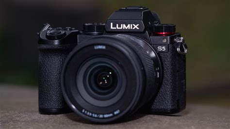 Panasonic Lumix DC-S5 - Review 2020 - PCMag Australia