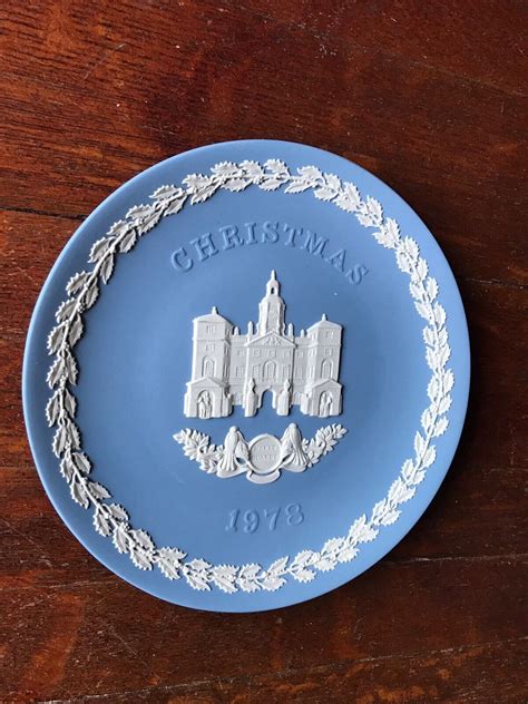 Dating Wedgwood Jasperware Marks – Telegraph