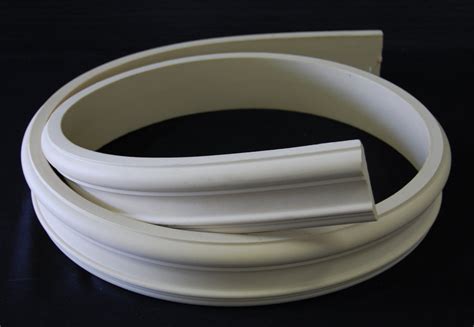 3-3/16" x 1-1/8" Polyurethane Colonial Chair Rail Flexible Moulding – www.cambridgecrownandtrim.ca