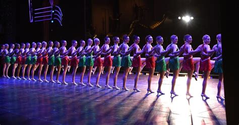 Tickets now on sale for the Radio City Rockettes' "Christmas ...