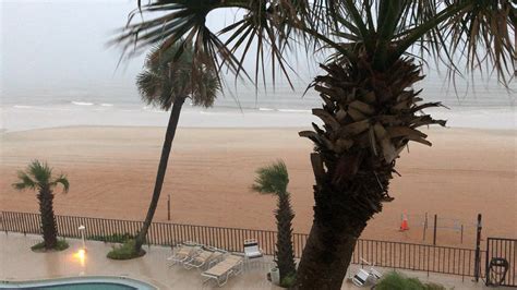 Daytona Beach : r/raining