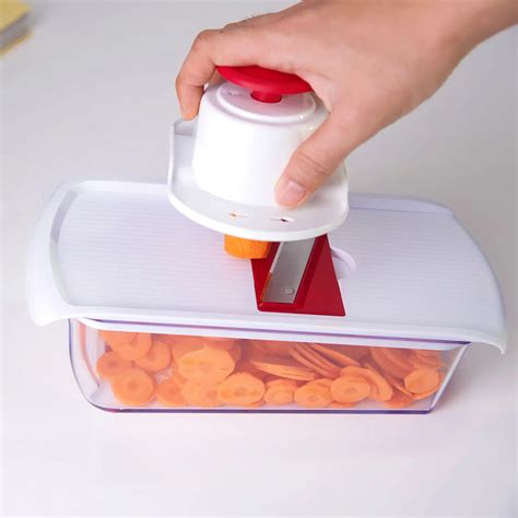 Kleva Cube Cutter - Slice, Dice, & Chop With A Compact Vegetable Cutte – STEEL & GLASS