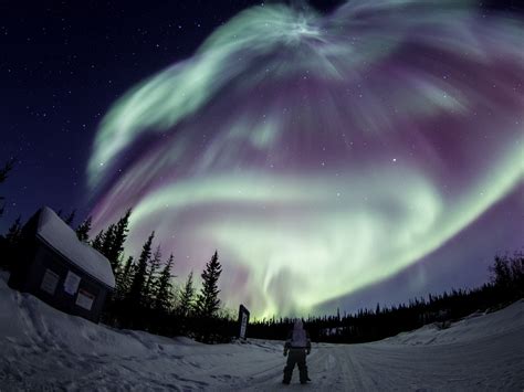 How to See the Northern Lights in Yellowknife, Canada - Photos - Condé Nast Traveler