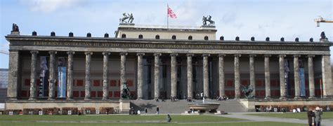 File:Altes Museum Berlin.JPG