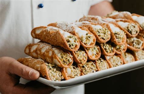 Satisfy All Of Your Cannoli Cravings With These Super Special DIY Cannoli Kits | Urban List Sydney