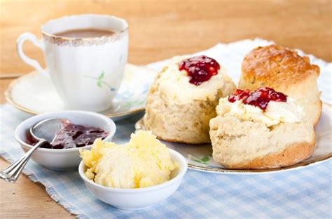 Scientists prove that the Devon way of making Cream Teas is CORRECT - Devon Live