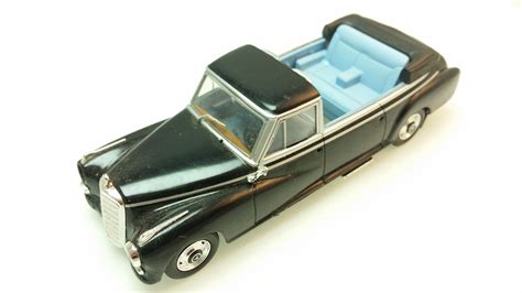 Mercedes 300 Landaulet | Model Cars | hobbyDB