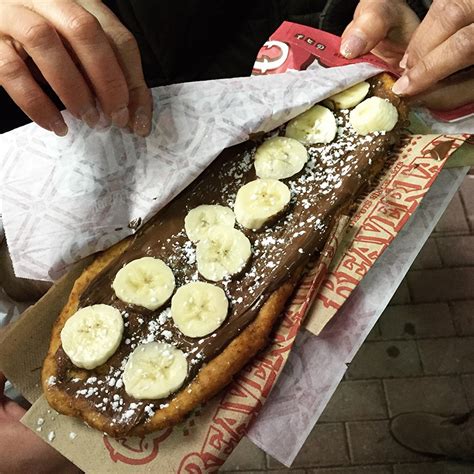 The History of the Beaver Tail Pastry | Food Bloggers of Canada