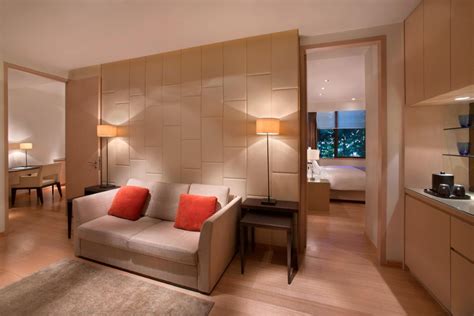 Singapore Hotel Rooms and Suites | Singapore Marriott Tang Plaza Hotel