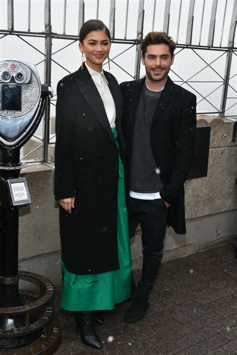 Zendaya and Zac Efron Visit Empire State Building on a Snowy NYC Day – Footwear News