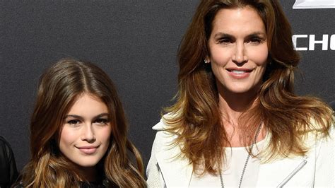 Cindy Crawford Daughter Kaia - Wavy Haircut