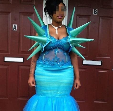 20 Of The Ugliest Prom Outfits You've Ever Seen