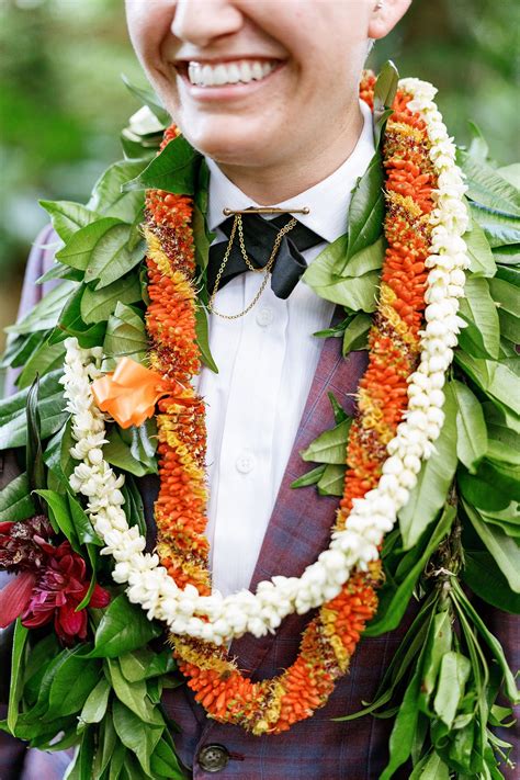 Hawaiian Wedding Leis