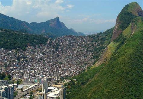 Favela | Definition, History, & Facts | Britannica