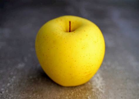 Asian Apple Varieties: 8 Apple Variety Types in Asia | TasteAtlas