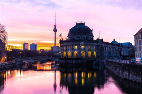 The Museum Island during a Colorful Sunrise in Berlin Editorial Stock Image - Image of ...