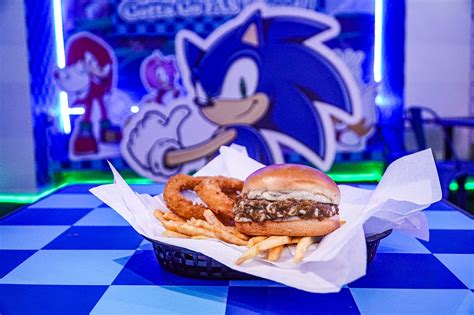 Sonic the Hedgehog Speed Cafe - Food & Drink - Sonic Stadium