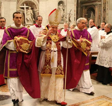 Pope Benedict XVI Pics 02