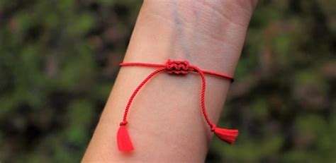 Unlocking the Mysteries of the Kabbalah Red String Bracelet – Hoseiki ...