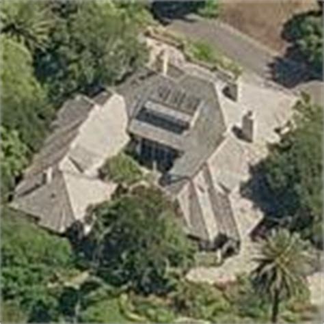 Charlie Munger's house in Santa Barbara, CA - Virtual Globetrotting