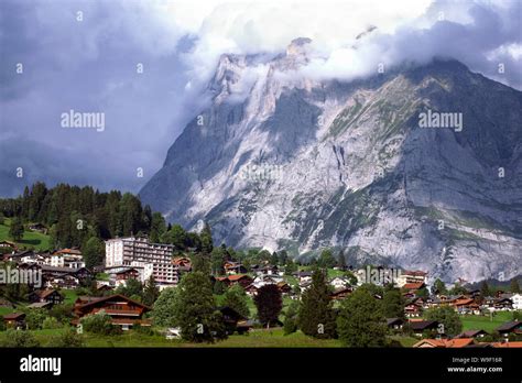 Grindelwald village hi-res stock photography and images - Alamy