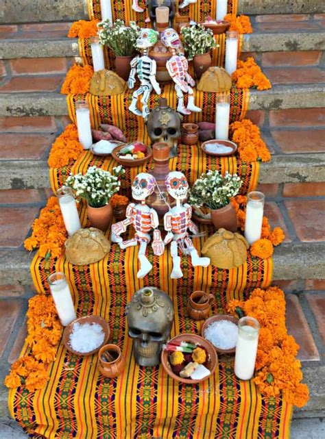 Traditional Day of the Dead Food | Mamá Maggie's Kitchen