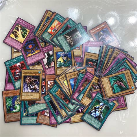 Yu-Gi-Oh Set Of 100 Trading Cards Game - Gem