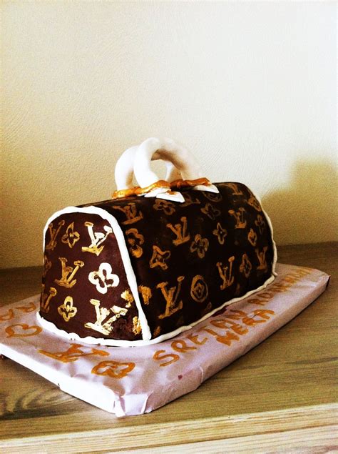 Louis cake for My birthday Girl | Louis vuitton cake, Handbag cakes, Cake