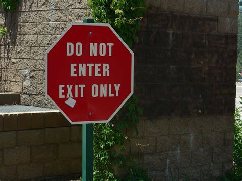 Non-Standard | A "Do Not Enter" sign in the classic red-octa… | Flickr