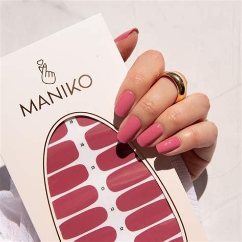 How To Apply Maniko Nail Polish Strips Si Meme, Manicure, Nails, Aloe ...