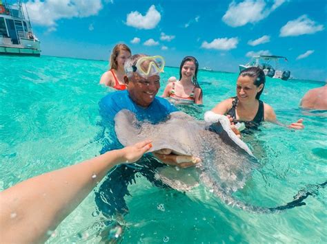 16 Best Things to do in the Grand Cayman - Our Sweet Adventures