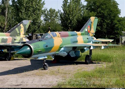 Mikoyan-Gurevich MiG-21MF Lancer A - Romania - Air Force | Aviation Photo #1137454 | Airliners.net